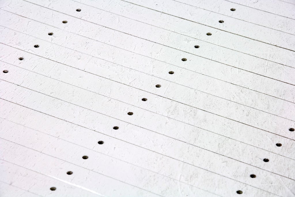 HST hockey skating treadmill hardware: synthetic-ice deck with safety harness